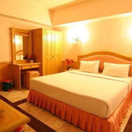 13 Coins Airport Hotel Min Buri بانكوك المظهر الخارجي الصورة