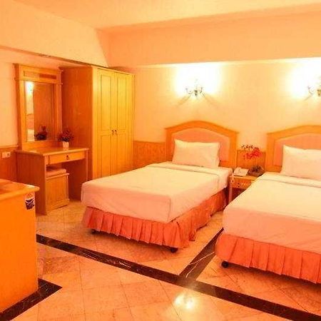 13 Coins Airport Hotel Min Buri بانكوك المظهر الخارجي الصورة