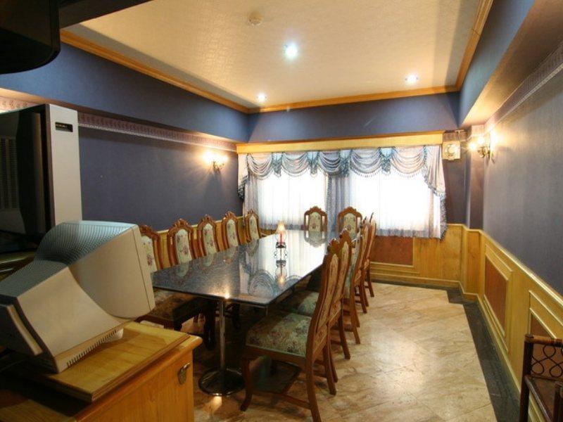 13 Coins Airport Hotel Min Buri بانكوك المظهر الخارجي الصورة
