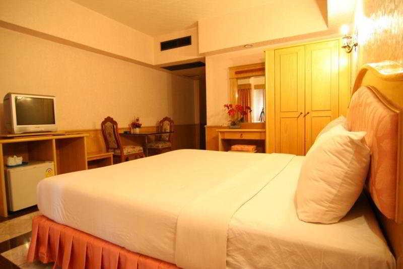 13 Coins Airport Hotel Min Buri بانكوك المظهر الخارجي الصورة